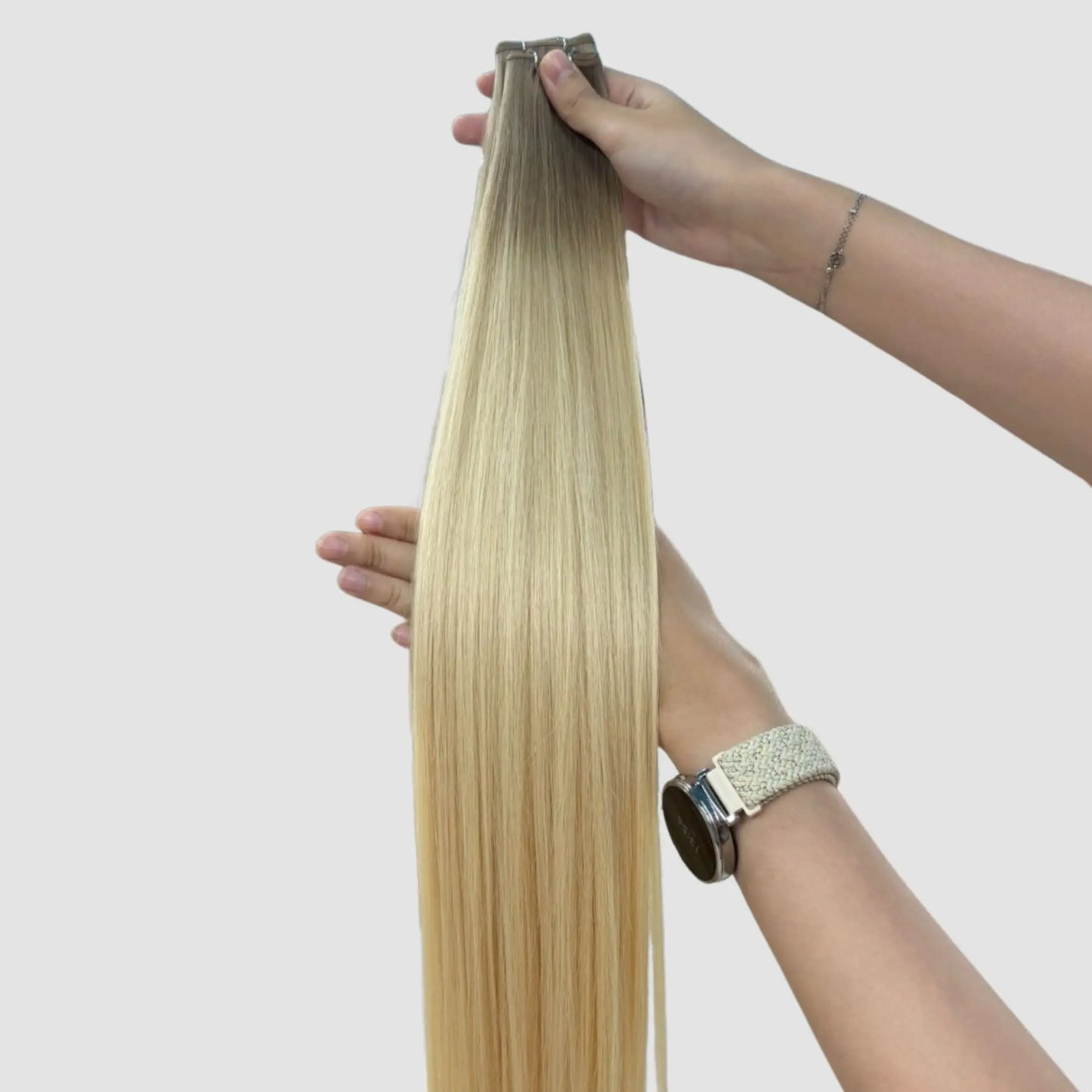 Genius Weft Extensions, Naturlig Blond Ombre (NB) Bsextensions